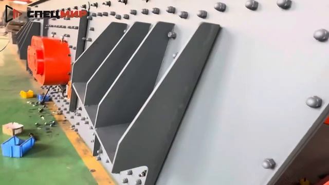 Вибрационный грохот для щебни и песка 2YK2470