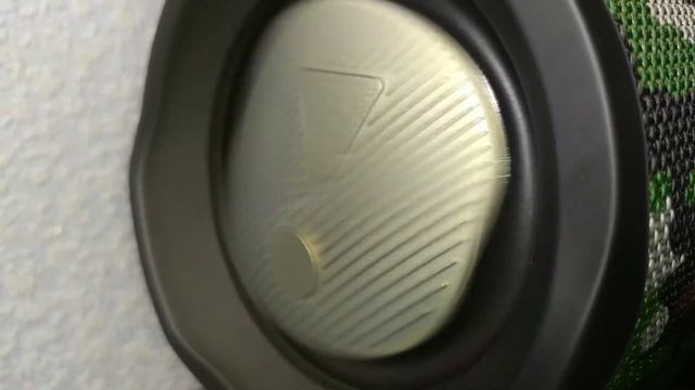 Coca-Cola-46-53hz BASS TEST JBL XTREME 2 80%VOLUME смотреть онлайн