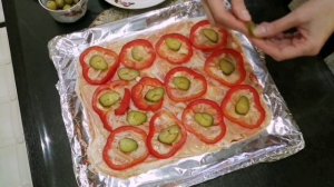 Вкусная домашняя пицца! 😋😋😋