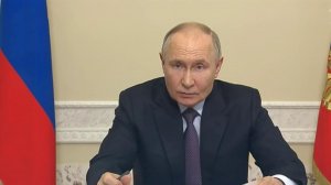 Владимир Путин поручил подготовить программу восстановления приграничных районов Курской области