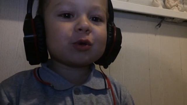 Арсений болдеет от песни Бурак смотреть онлайн