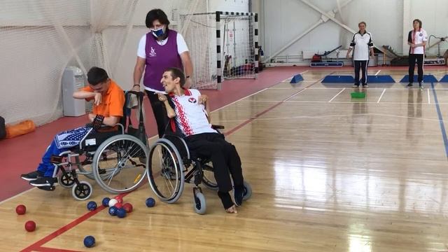 Корт 6/ день 2/2 смотреть онлайн