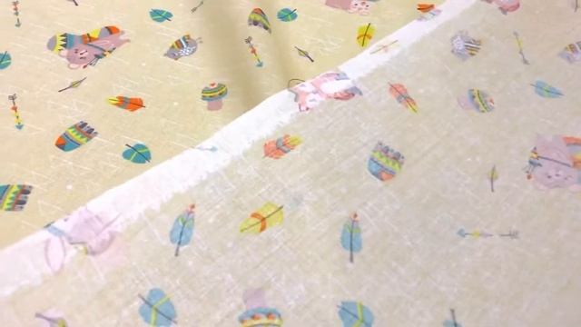 Бязь Индейцы-малыши цв.бледно-желтый ш.1.5м хлопок-100  135грм.кв АРТ 17479