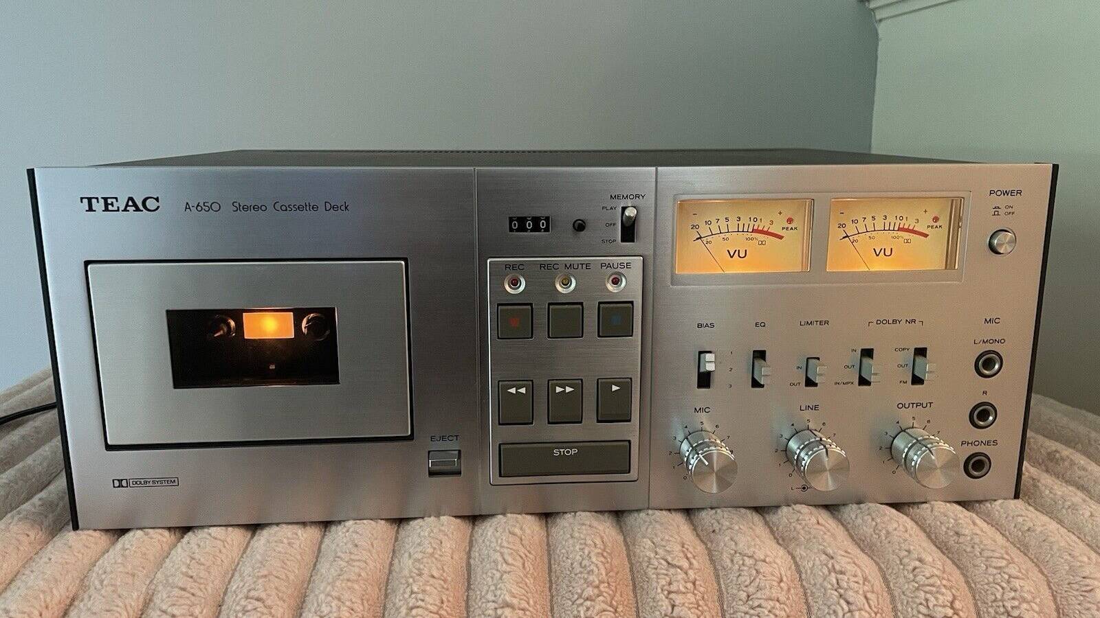 Стереокассетная дека TEAC A-650-Япония-1977-год