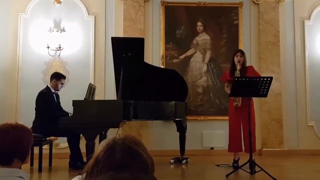 "Seguidilla Murciana"-Manuel de Falla. Saxofonista: Iris Guzmán. Pianista: Andrés Manuel Martínez смотреть онлайн