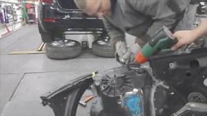 Как мы клепали BMW 520 F10 после аварии. Замена стакана на БМВ. Body repair after an accident.