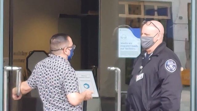 "Credit Union Calls Police Because Of A Camera In Public" #FirstAmendmentRIghts смотреть онлайн