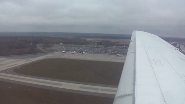 Motor Sich Airlines Yakovlev Yak-40 - Taking off from Minsk (MSQ), Belarus смотреть онлайн