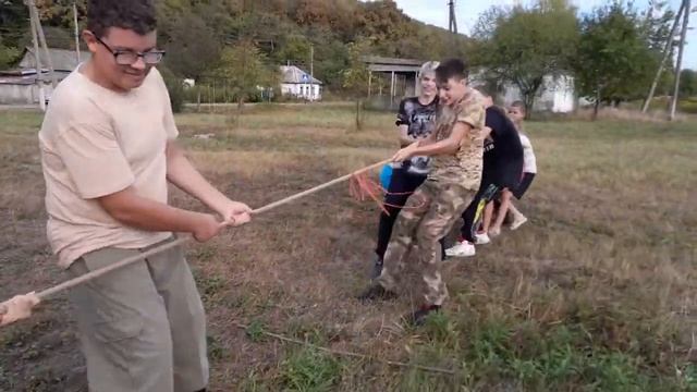 Шуточный фильм про казачьи спортивные состязания
