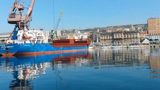 Port Rijeka смотреть онлайн