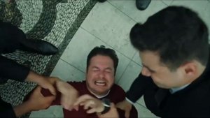 Дед Саффет наказывает внука
