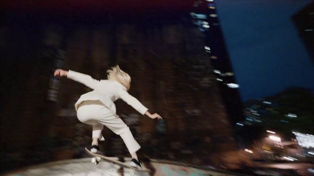 Descubre Carolina Herrera смотреть онлайн