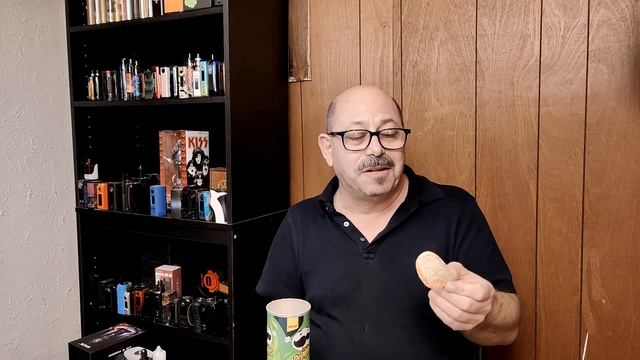 SNACK TIME!! Pringles Scorchin' Chili & Lime Potato Crisps Review смотреть онлайн