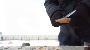 нож Южный Крест Шершень, проба по дереву