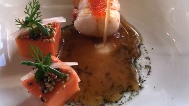 Norway lobster with papaya, sesame, seaweed, green tea -The Restaurant at The Dolder Grand, Zurich смотреть онлайн