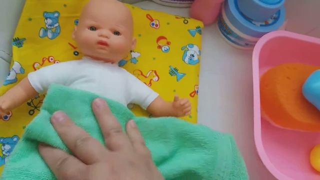 Как правильно купать малыша🤗😚 смотреть онлайн