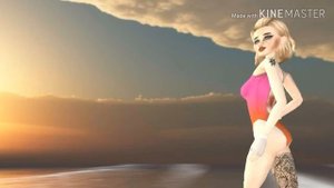 КЛИП:ДЕВОЧКА С КАРЕ