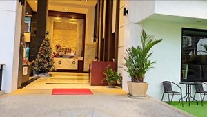 🇹🇭 Hotels Review - Deevana Plaza Patong | Paripas Patong Resort | Coconut Village Resort