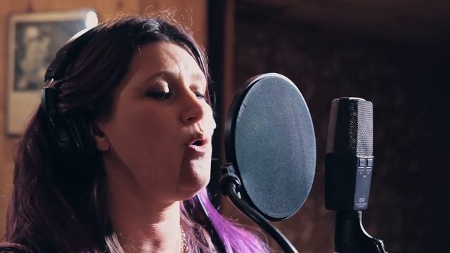 Alanis Morisette's "Uninvited" - cover - Jasmine Cain - In Studio смотреть онлайн