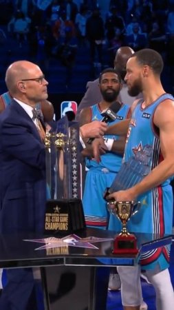 Steph Curry accepts the #NBAAllStar Kobe Bryant MVP trophy #KiaAllstarMVP