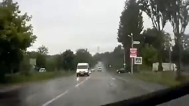 Как это вообще могло произойти на дороги?!!!!? смотреть онлайн