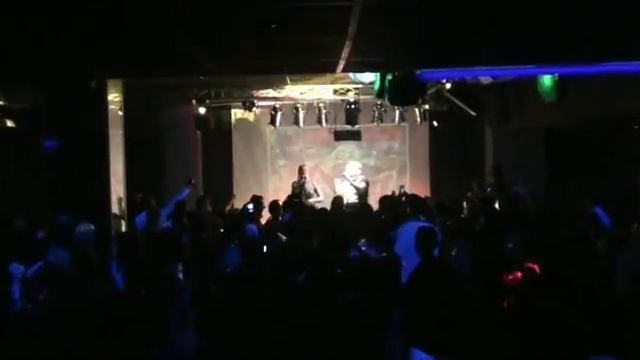 CLAUDIA & ASU "ZALELE" Live Disco Drakula Roma 18 gennaio 2014 смотреть онлайн