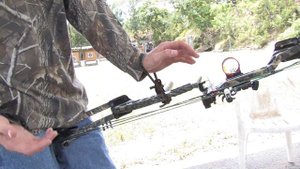 Bow Hunting : Facts About the Hunting Bow