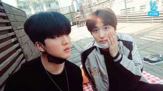 170522 (ENG) SF9 CHANI & YOUNGBIN Vlive Don't regret it and come in