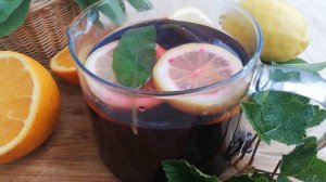 Чёрный чай с чёрной смородины. Полезный фруктовый чай выводит из кишечника вредные вещества