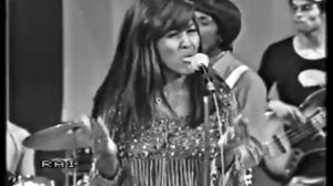Ike & Tina Turner - Proud Mary