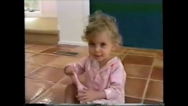 Melissa Adler Montage смотреть онлайн