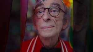 Создает необыкновенные сладости🍭Фильм:🍿Чарли и шоколадная фабрика(2005) #кино #shorts