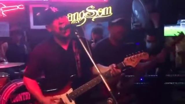 Maria band on stage at Country road bar soi cowboy Bangkok 13 sep 2017 смотреть онлайн