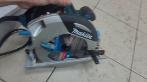 Makita hs7100
