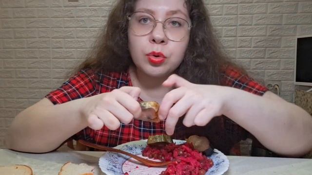 Мукбанг Красная рыба копченная, Винегрет