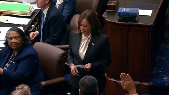 Senator Padilla Sworn in to U.S. Senate for the 118th Congress | 01.03.23 смотреть онлайн