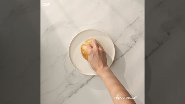 Кумпира по-домашнему🥔😋Начинки могут быть любые на ваш вкус🥰❤️#кумпир #овощи #картошкавдуховке смотреть онлайн