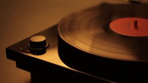 Музыка Джаз на виниле, видео 4К с крутящейся пластинкой для TV: YME - Альбом Jazz Cafe