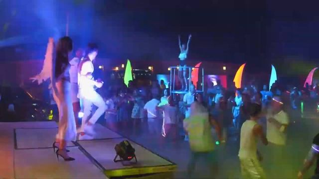 Royal Taj Mahal White Sensation Party смотреть онлайн