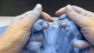 ASMR baking soda crunchy pillows crumble