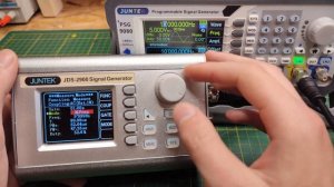 ОБЗОР КОМПАКТНОГО ГЕНЕРАТОРА СИГНАЛА JDS-2900 ОТ JUNTEK на 60МГц