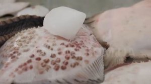 одесский рынок Привоз   продавщица рыба