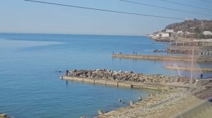 Из аэропорта Сочи на аэроэкспрессе Ласточка до станции Мамайка. Февраль в Сочи.