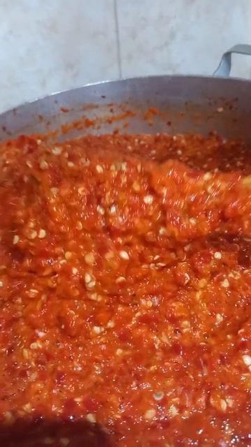 Паста из острого перца с чесноком #foodshorts #заготовкиназиму смотреть онлайн