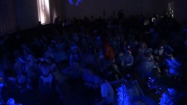 НОВЫЙ ГОД 33 ШКОЛА готово 2020 АРТ-ШОУ смотреть онлайн