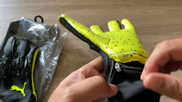 รีวิวถุงมือ Puma Future Grip 19.1 смотреть онлайн