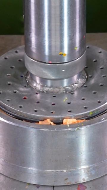 friendly sweets potatoes vs.worm maker hydraulic press satisfying satisfying#satisfying#shorts#hydr смотреть онлайн