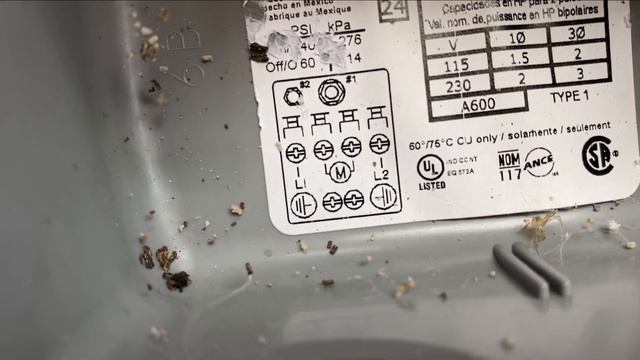 No water with a submersible well system. Deep sinkhole and major water leak. смотреть онлайн