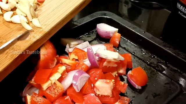 Warm Up with Roasted Red Pepper and Tomato Soup | Comfort in a Bowl I A Perfect Fall/Winter Recipe!