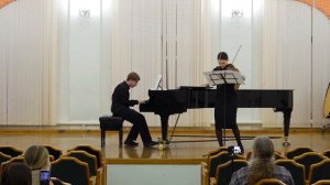 Концерт современной музыки.